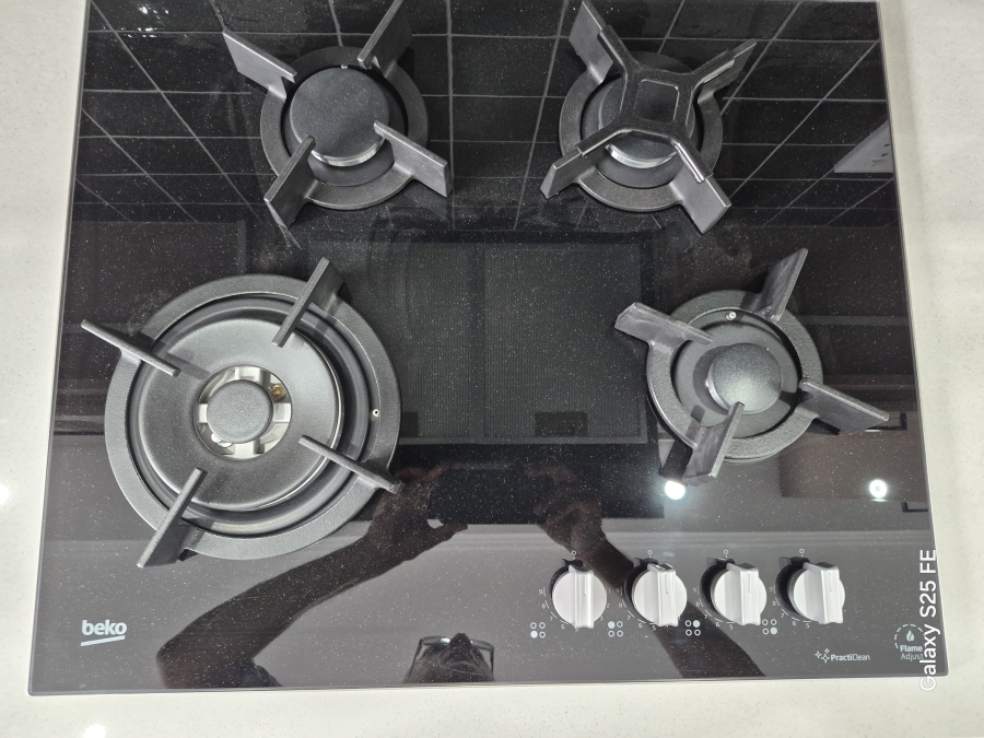 To Let 3 Bedroom Property for Rent in Rylands Western Cape